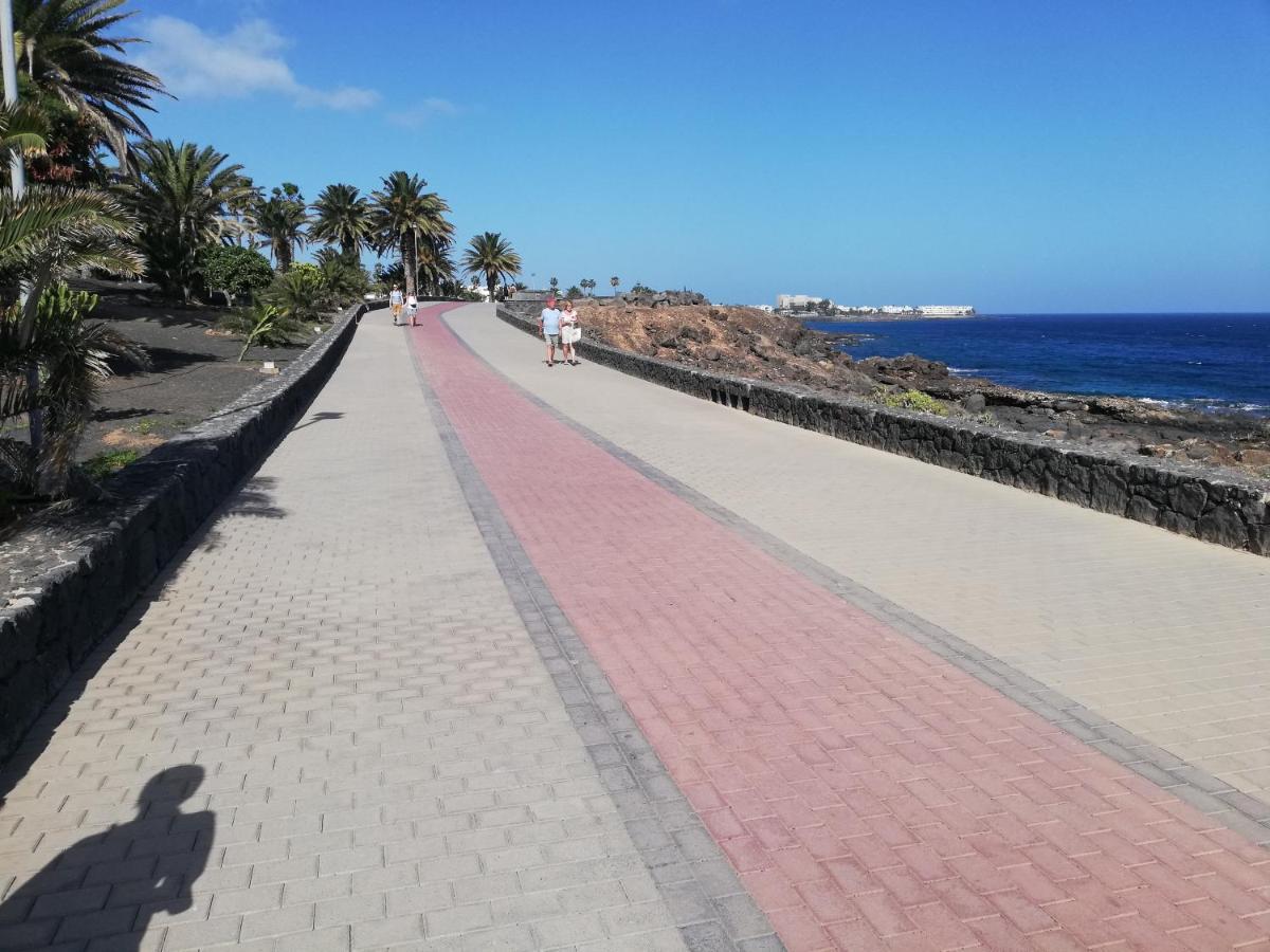 Apartamento Luca 05 En Playa Roca Costa Teguise Buitenkant foto