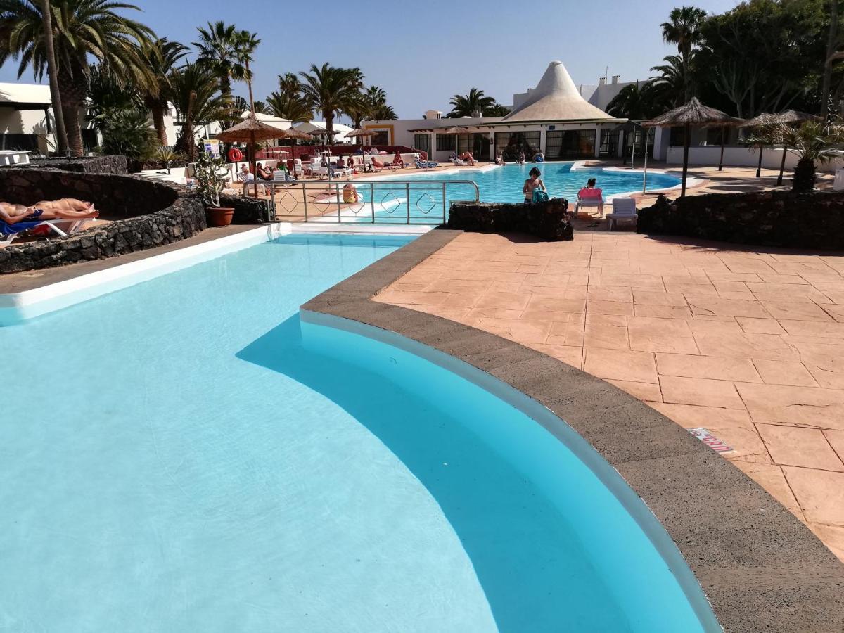 Apartamento Luca 05 En Playa Roca Costa Teguise Buitenkant foto