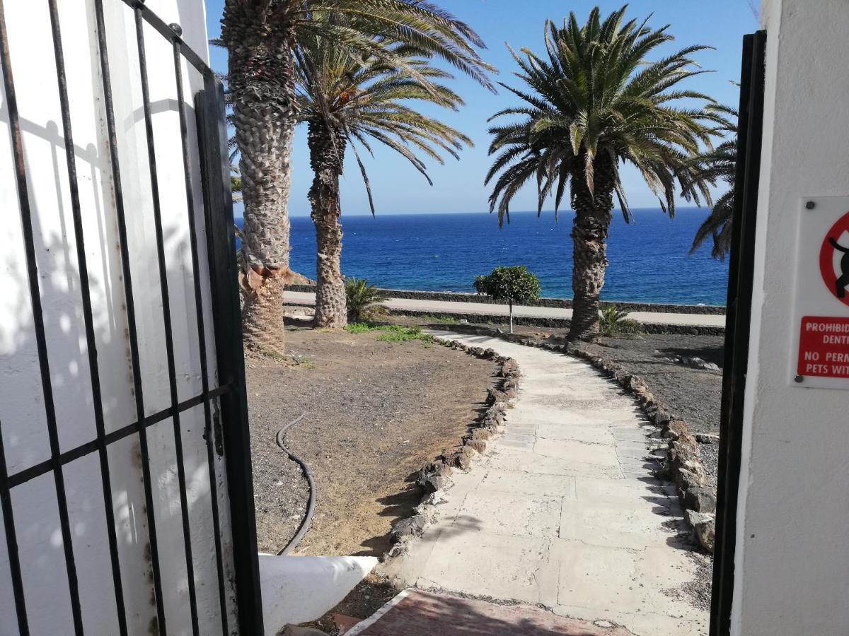 Apartamento Luca 05 En Playa Roca Costa Teguise Buitenkant foto