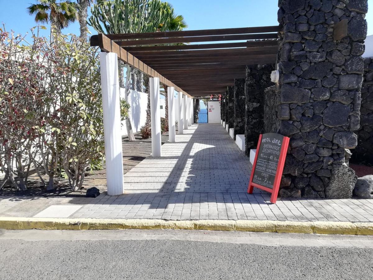 Apartamento Luca 05 En Playa Roca Costa Teguise Buitenkant foto