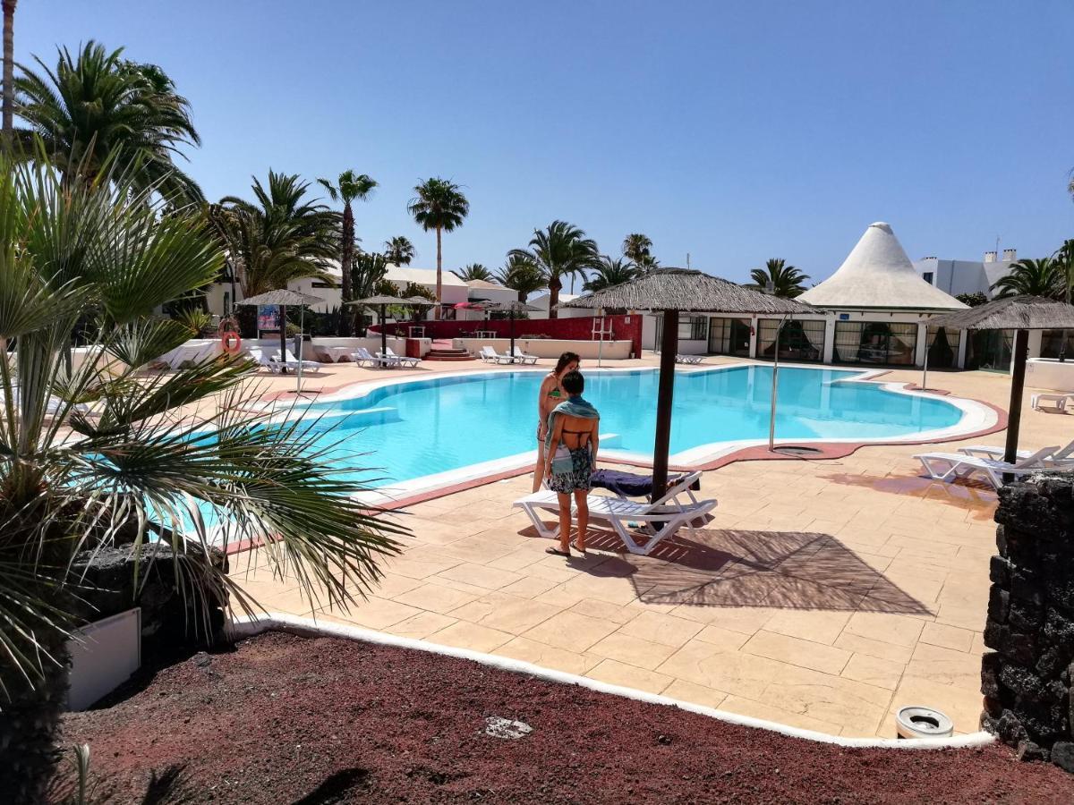 Apartamento Luca 05 En Playa Roca Costa Teguise Buitenkant foto