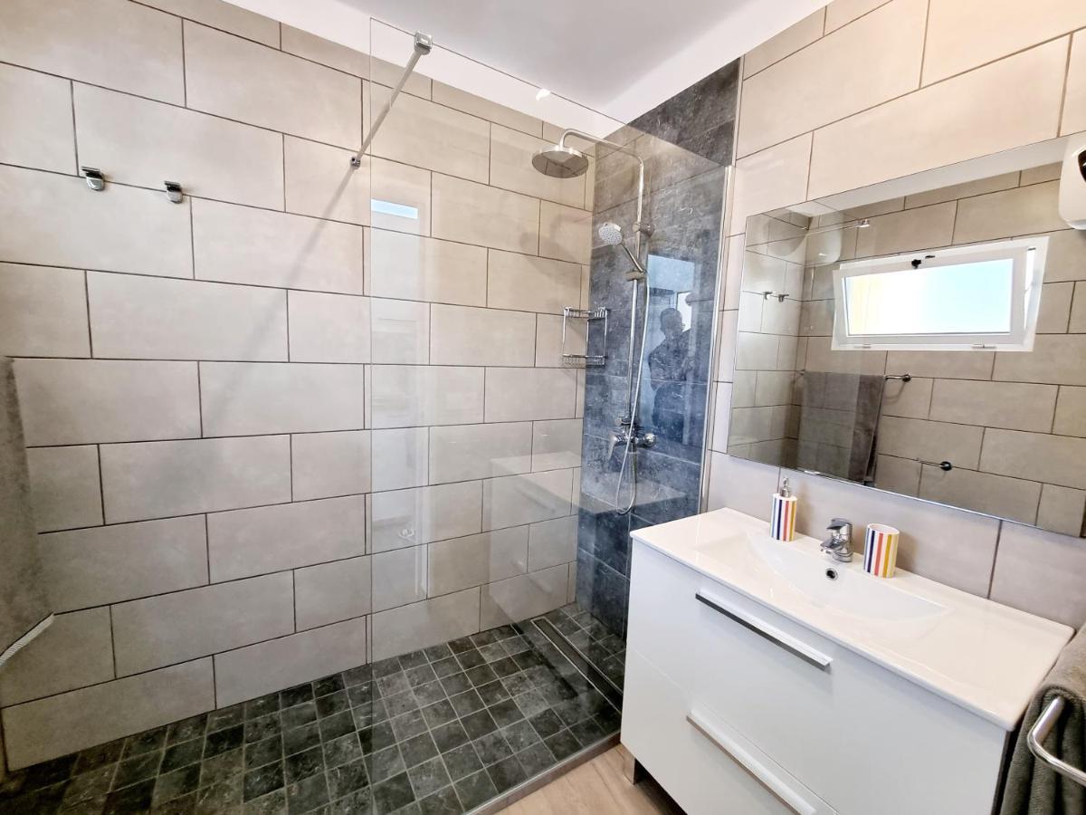Apartamento Luca 05 En Playa Roca Costa Teguise Buitenkant foto